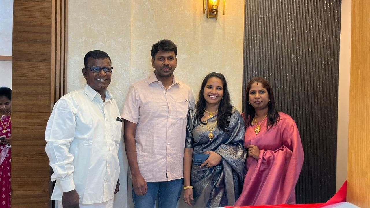 HAPPY FAMILY